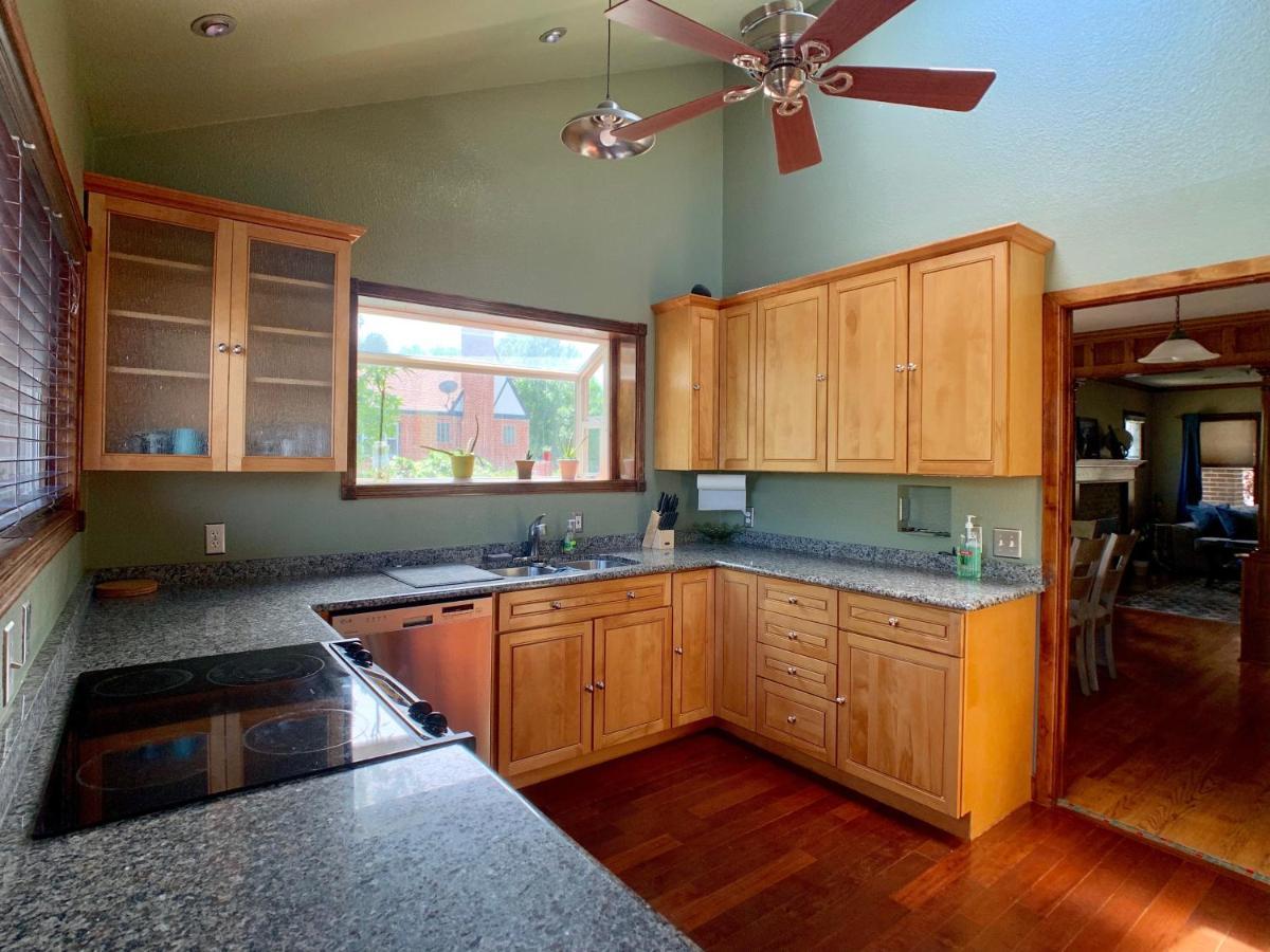 Private Room In West Highlands House Denver Bagian luar foto